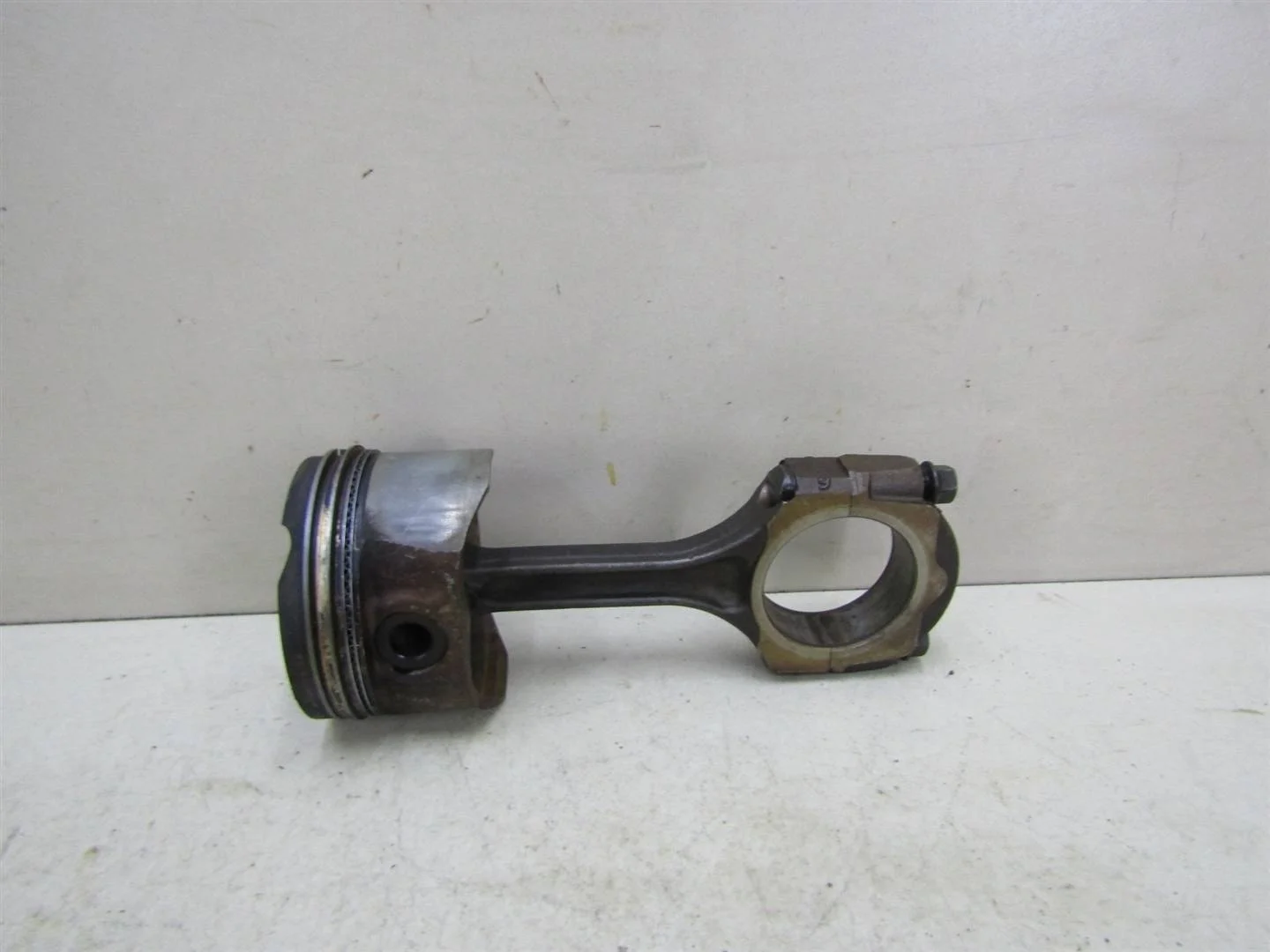 Шатун Renault Megane II 2002-2009  [121009455R]  1.6 K4M812 в Вологде