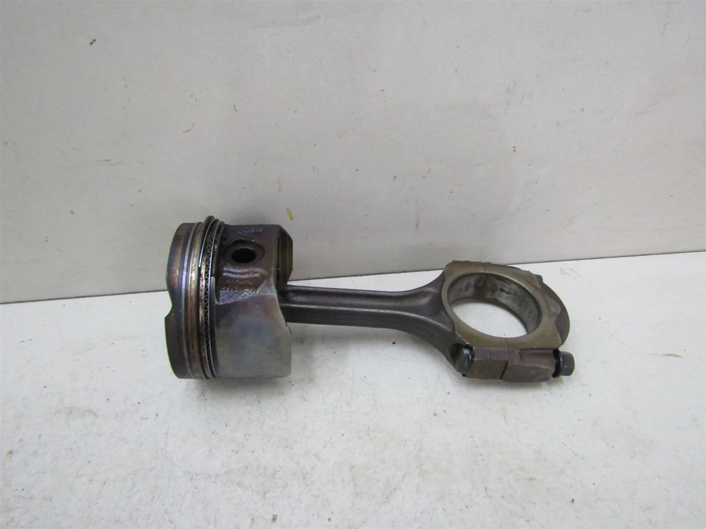 Шатун Renault Megane II 2002-2009  [121009455R]  1.6 K4M812 в Вологде