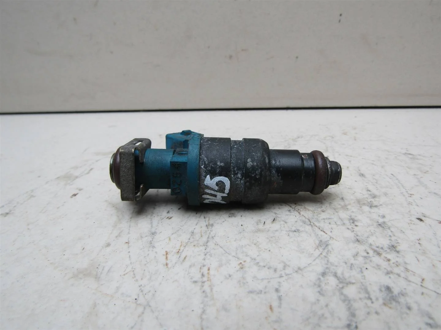 Форсунка инжекторная электрическая VW Passat (B5) 1996-2000  [06B133551]  1.6 AHL в Вологде