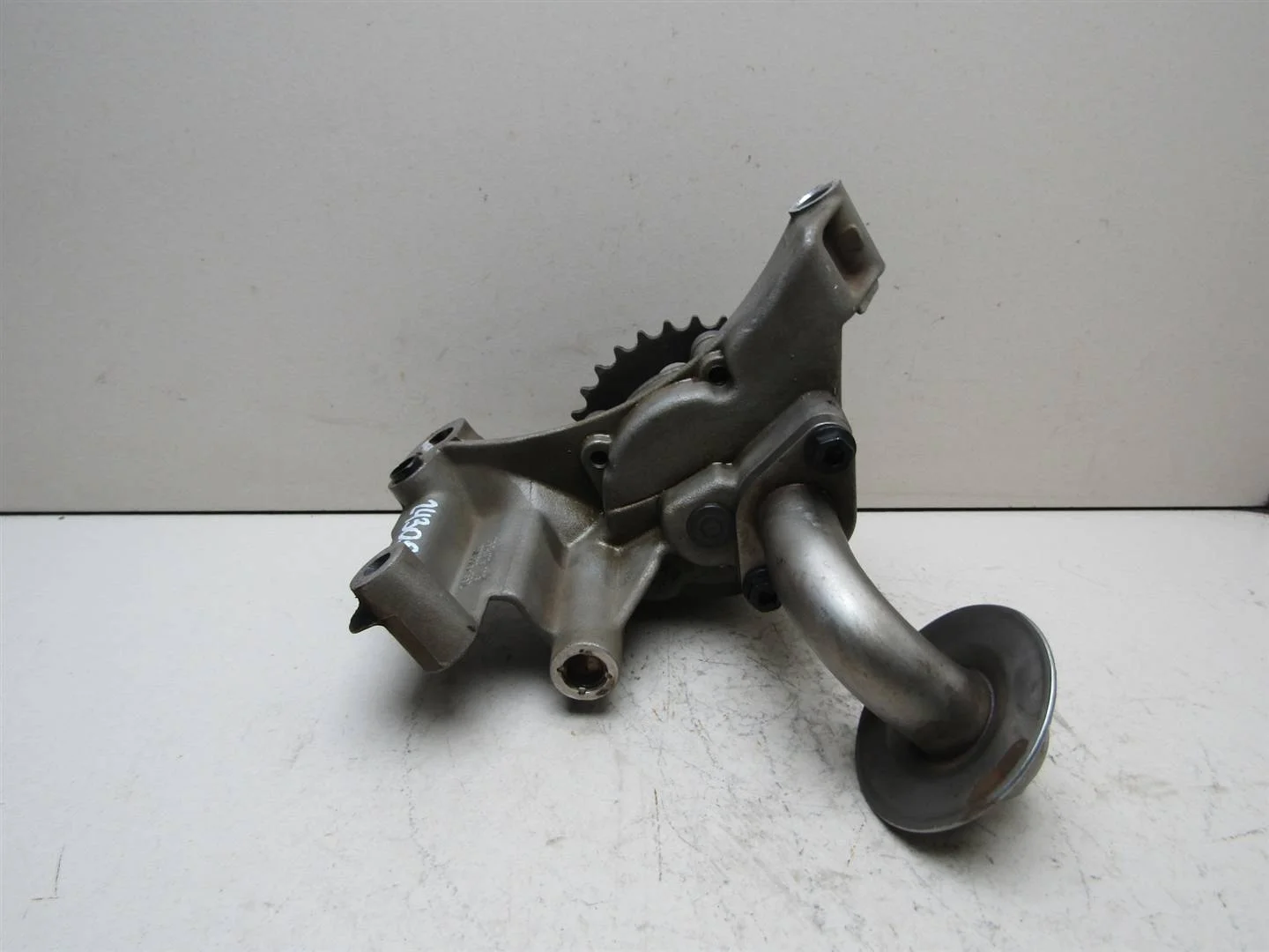 Насос масляный VW Golf IV \Bora 1997-2005  [06A115105]  1.6 1.8 2.0  1.9D в Вологде