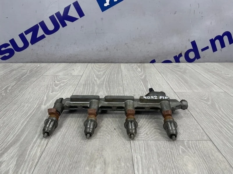 Форсунка топливная Mitsubishi Pajero Pinin 2003