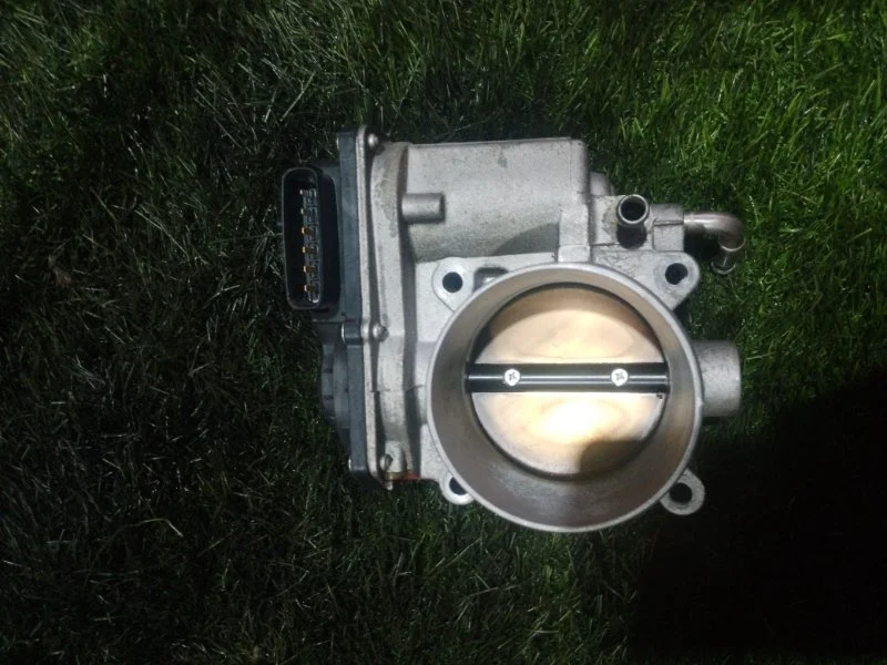 Дроссельная заслонка Lexus Is250 2203031020 4GR-FSE