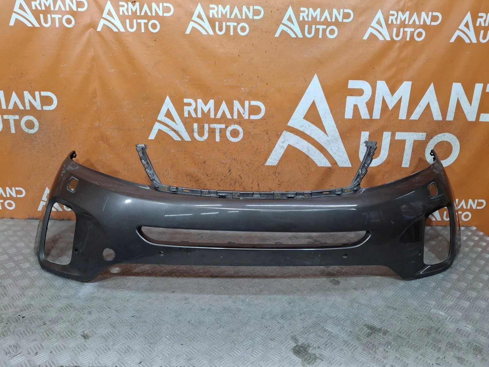 Бампер Kia Sorento 2012-2019 XM
