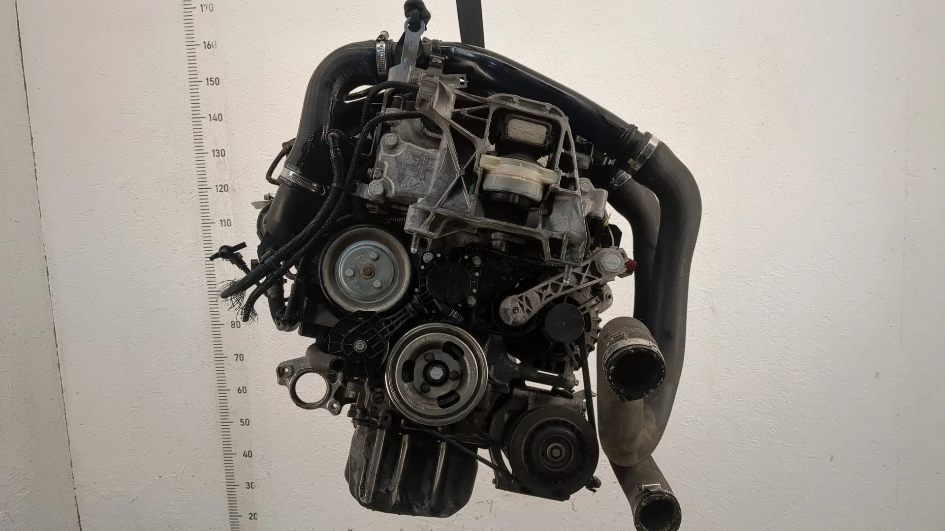 Двигатель Peugeot 308 5FA