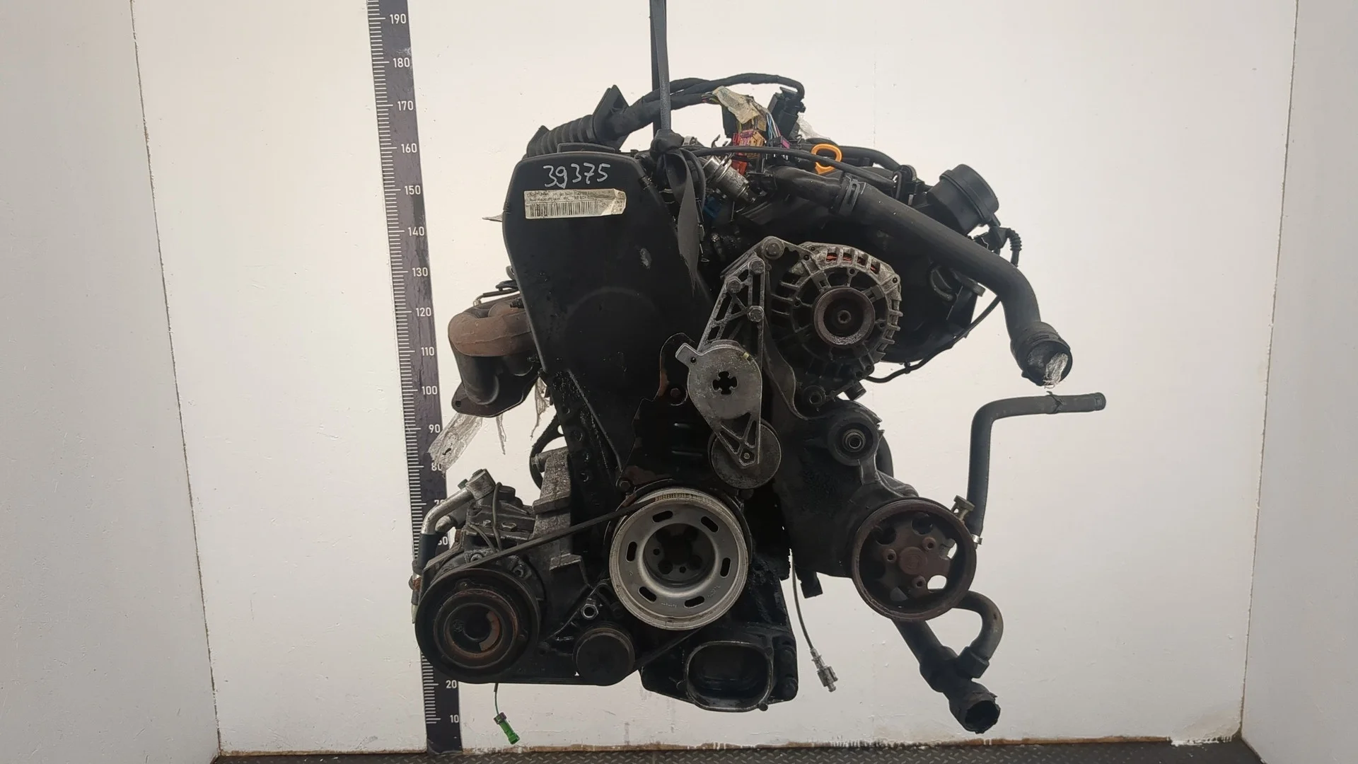Двигатель Volkswagen Passat AHL