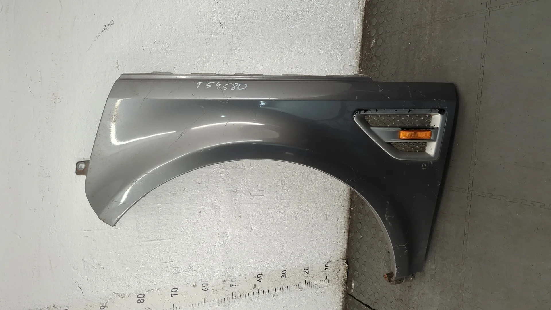 Крыло переднее левое Land Rover Freelander