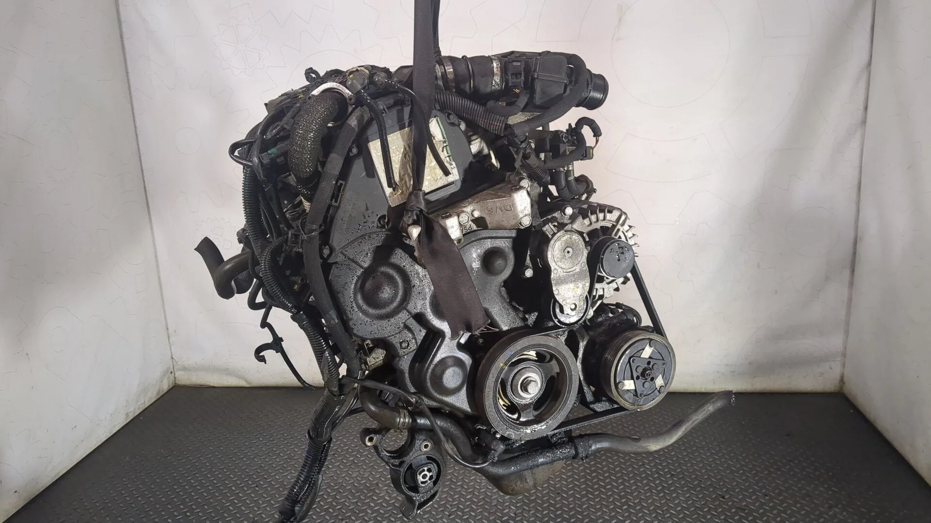 Двигатель Peugeot 3008 9HZ