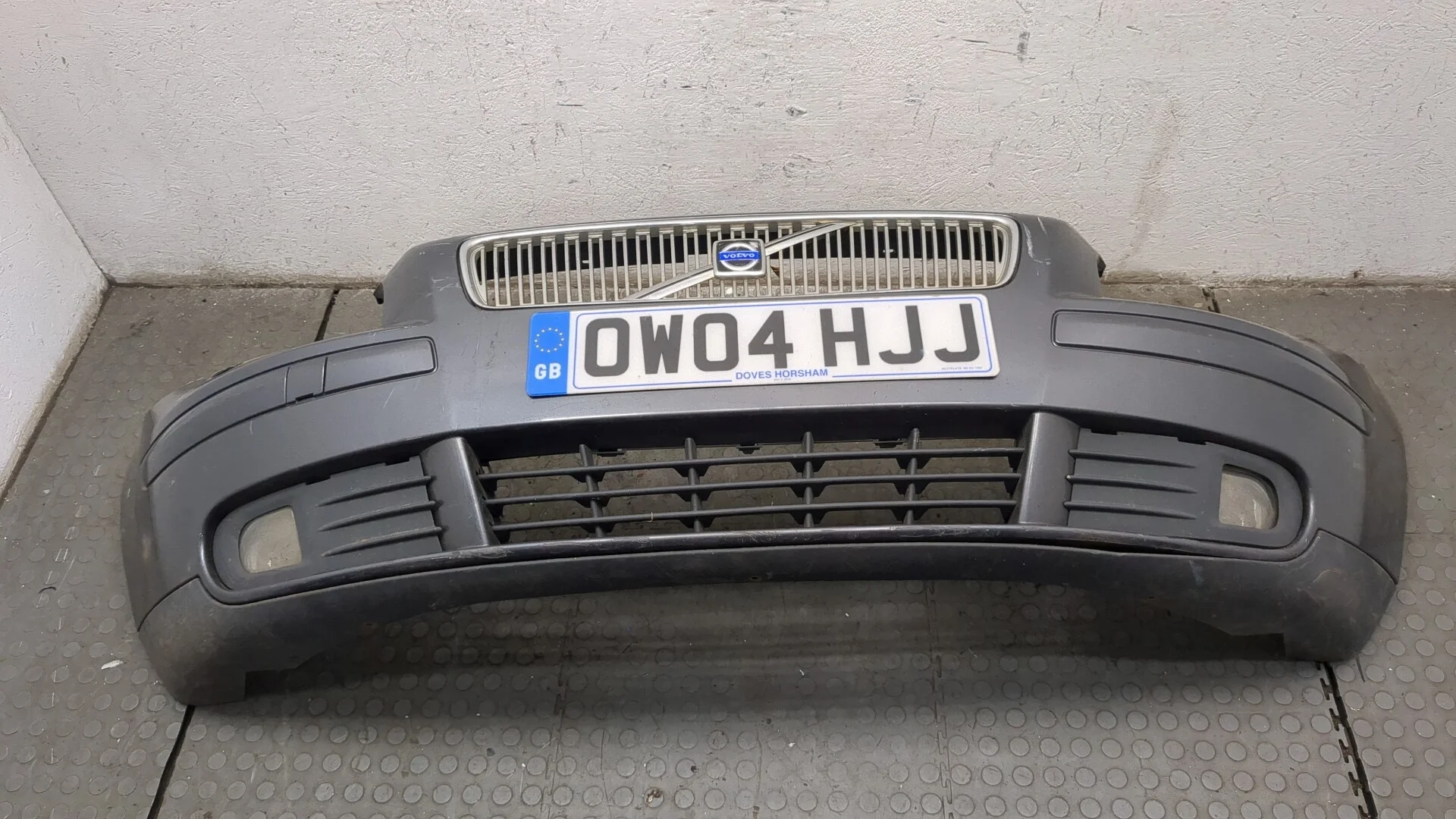 Бампер передний Volvo V50