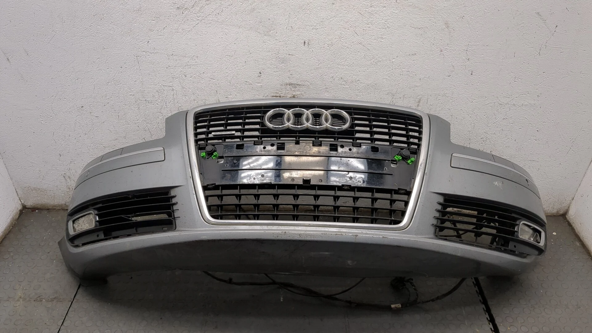 Бампер передний Audi A8/S8