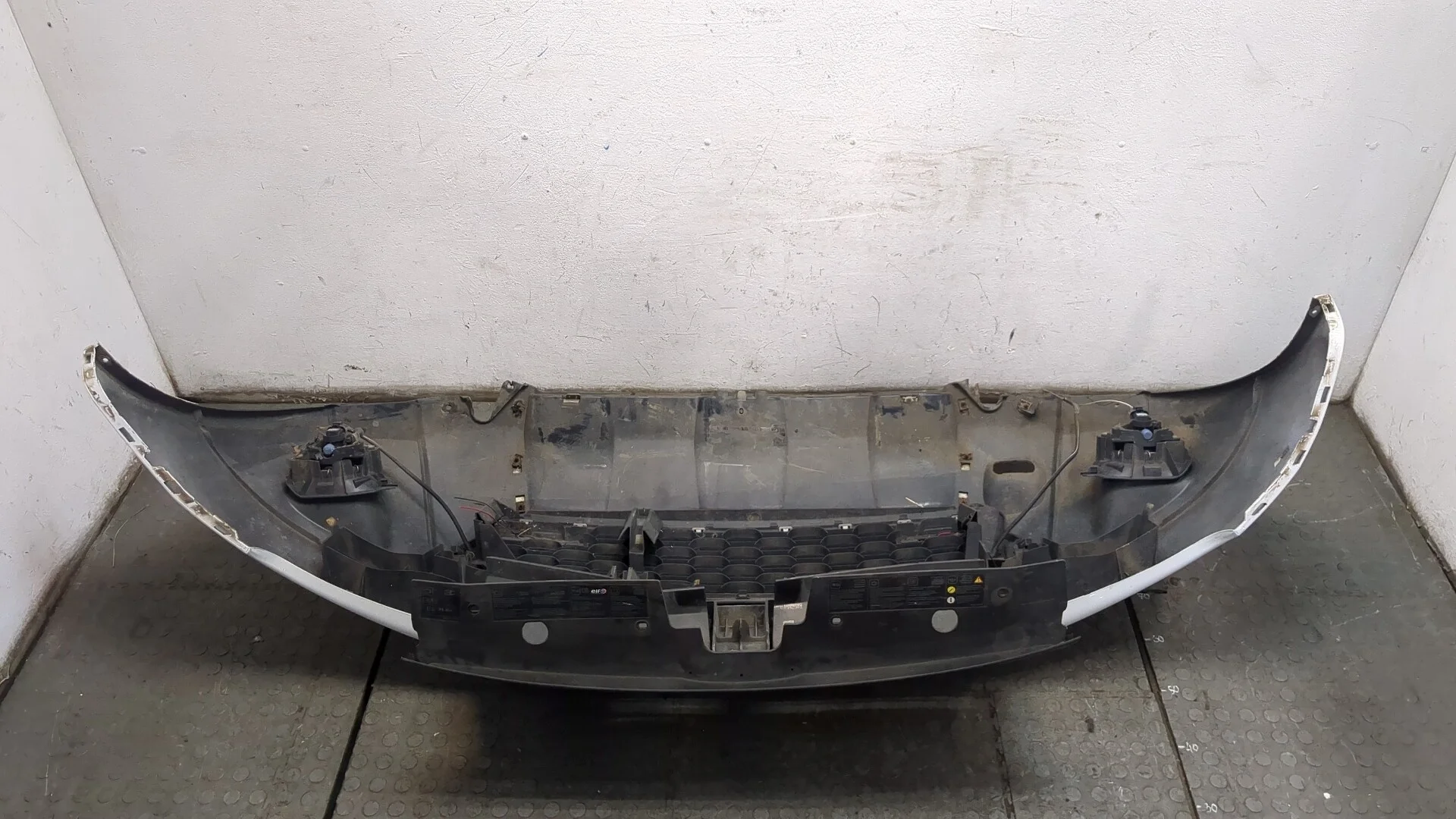 Бампер передний Renault Duster