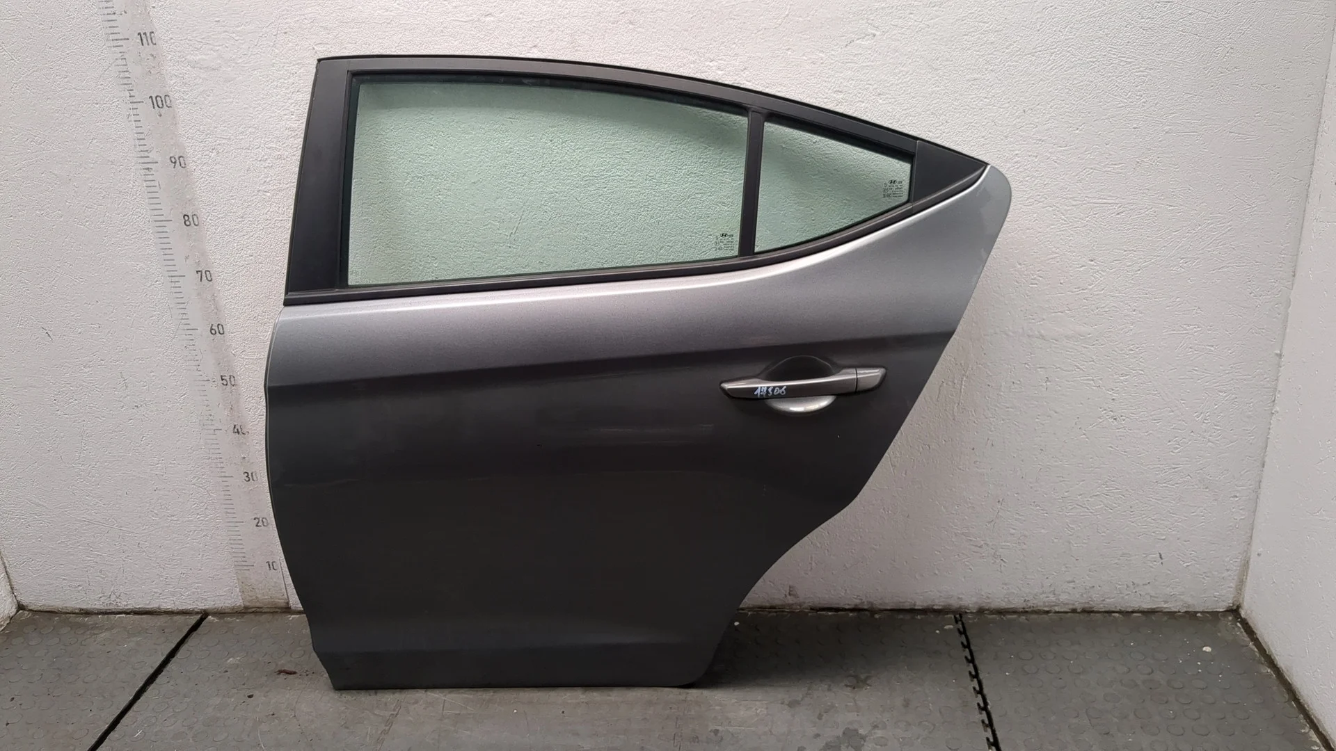 Дверь задняя левая Hyundai Elantra