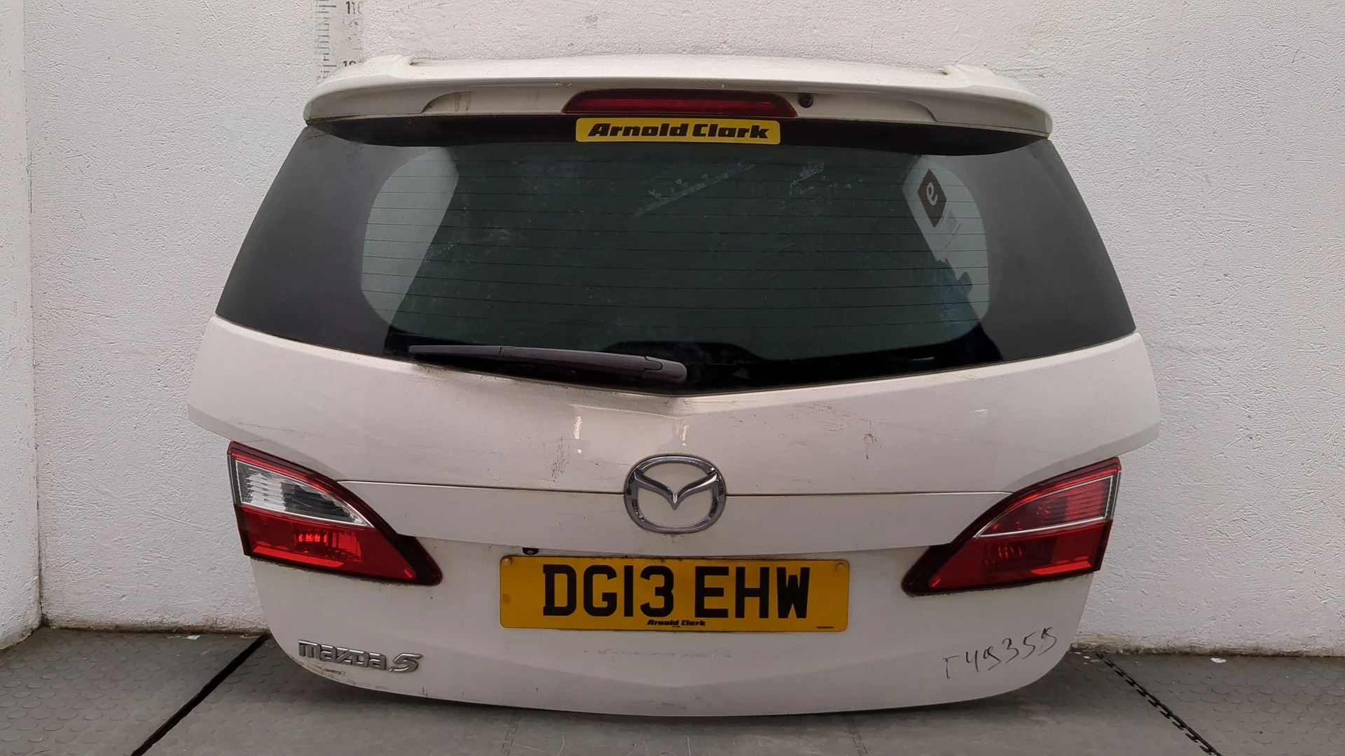 Крышка багажника Mazda Mazda5