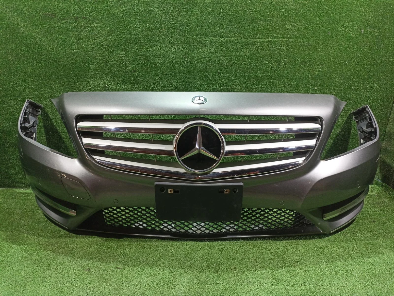 Бампер передний Mercedes-Benz B-Class
