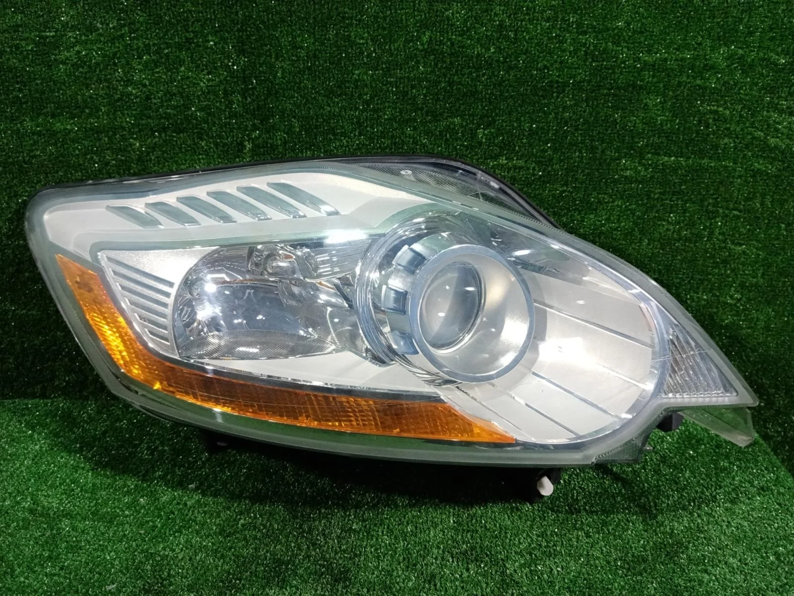 Фара правая Ford Kuga