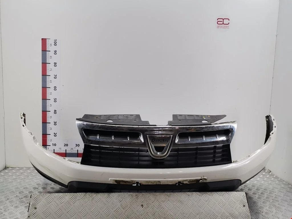 Бампер передний Renault Duster