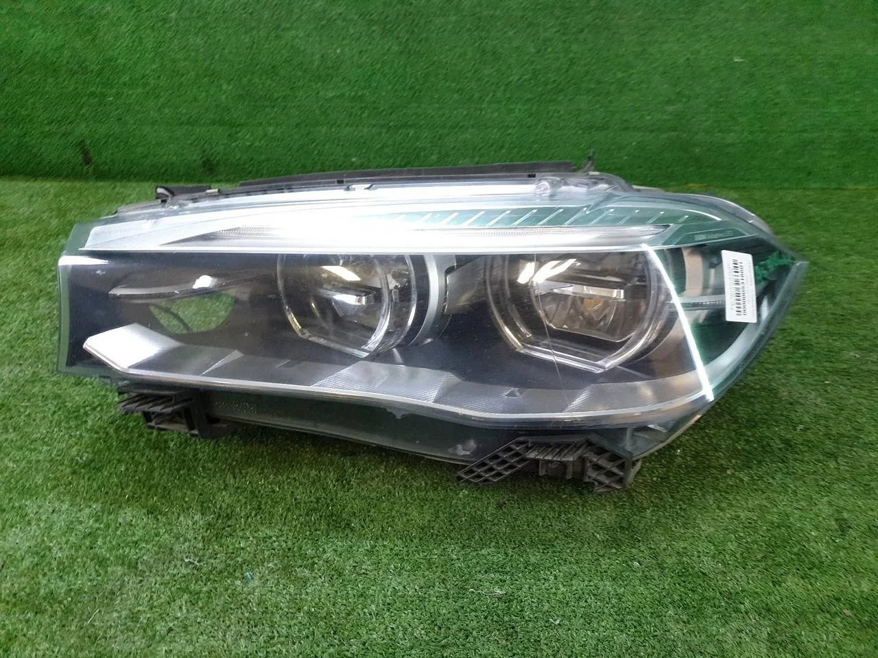 Фара левая BMW X5