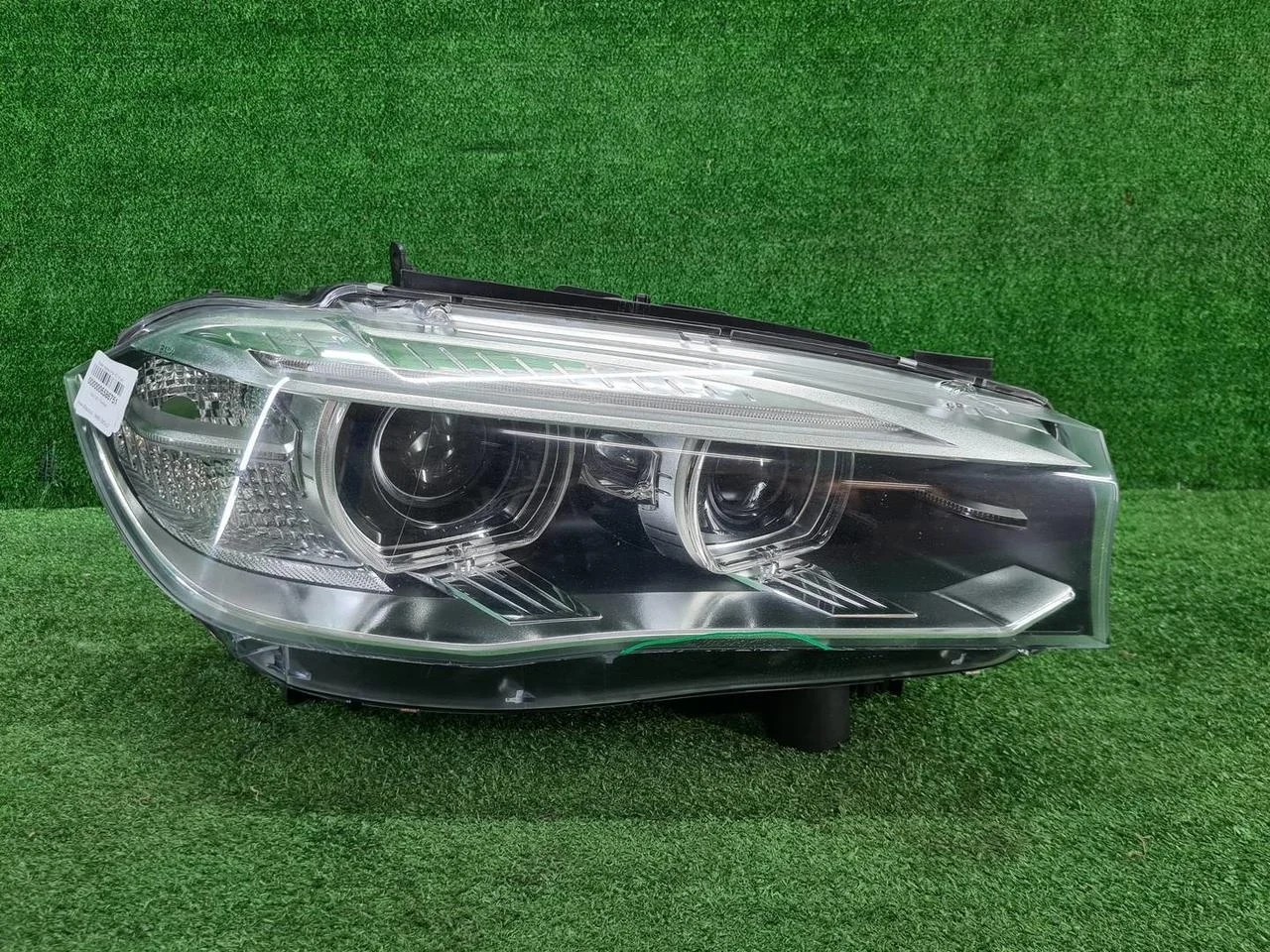 Фара правая BMW X5