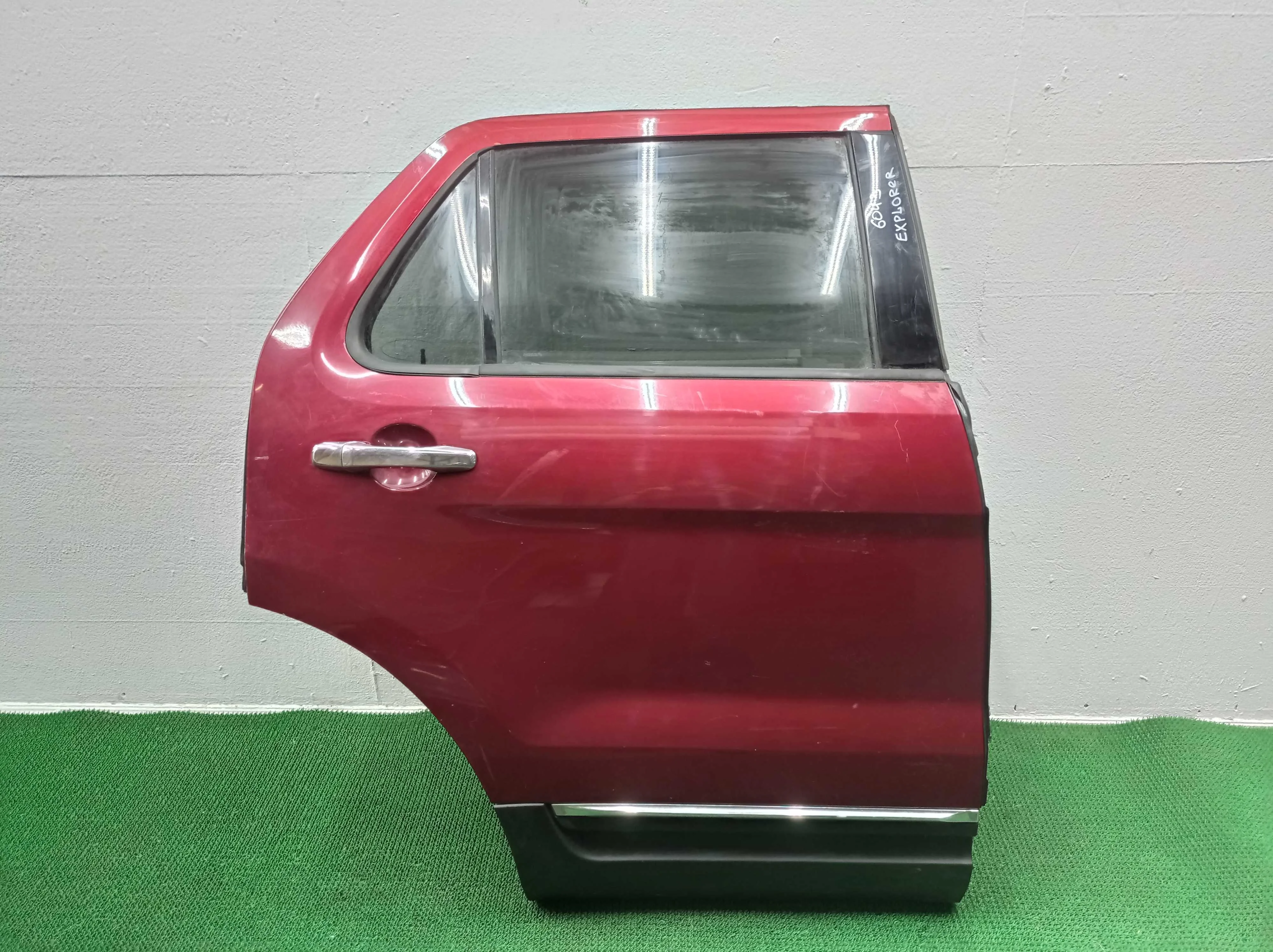 Дверь задняя правая Ford Explorer