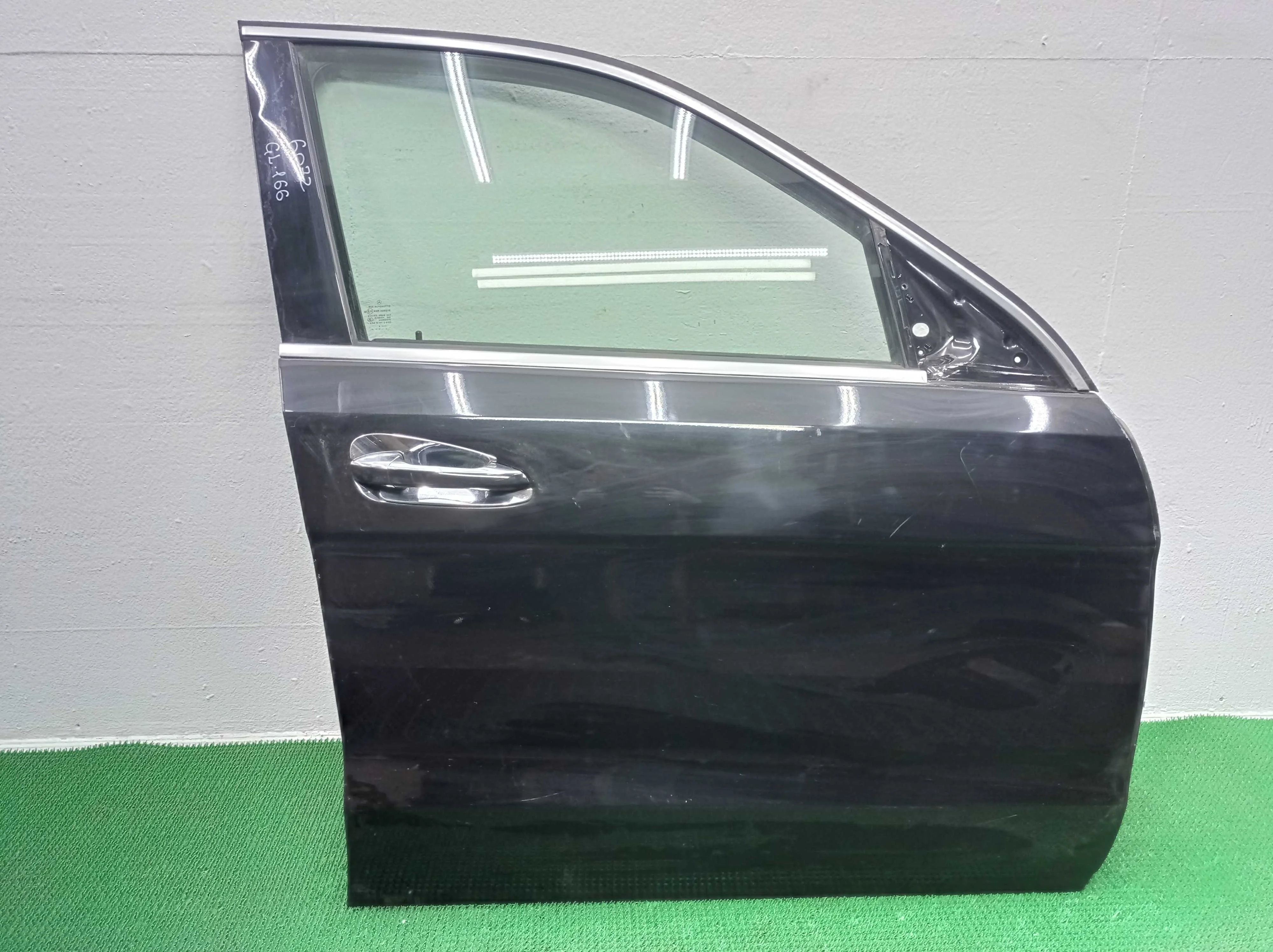 Дверь передняя правая Mercedes-Benz GL/GLS-Class