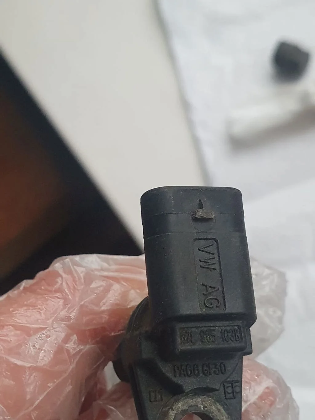 Датчик положения распредвала Audi Q7 4L рестайлинг (2009—2015)