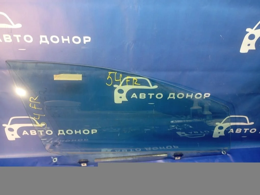 стекло TOYOTA AVENSIS ZRT272 -