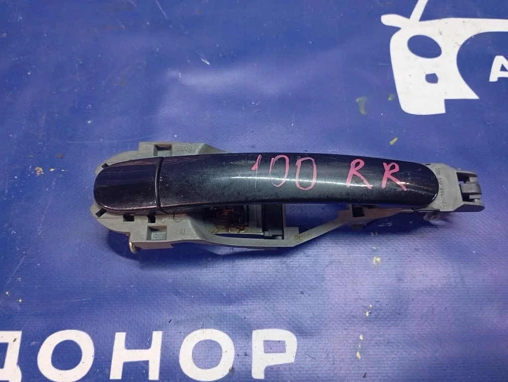 ручка двери VOLKSWAGEN PASSAT 3B3 -