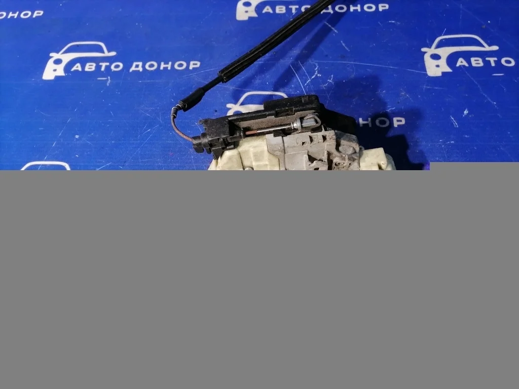 замок двери VOLKSWAGEN PASSAT 3C2 BWA