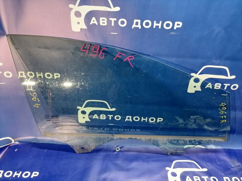 стекло FORD FOCUS CB8 -