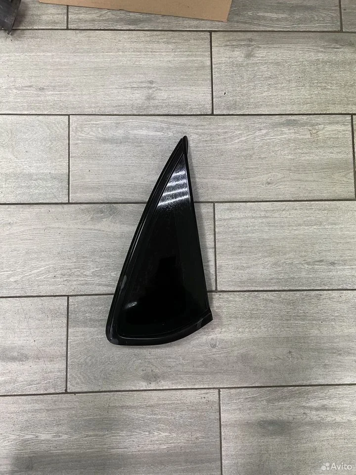 Форточка задняя правая фольксваген поло седан