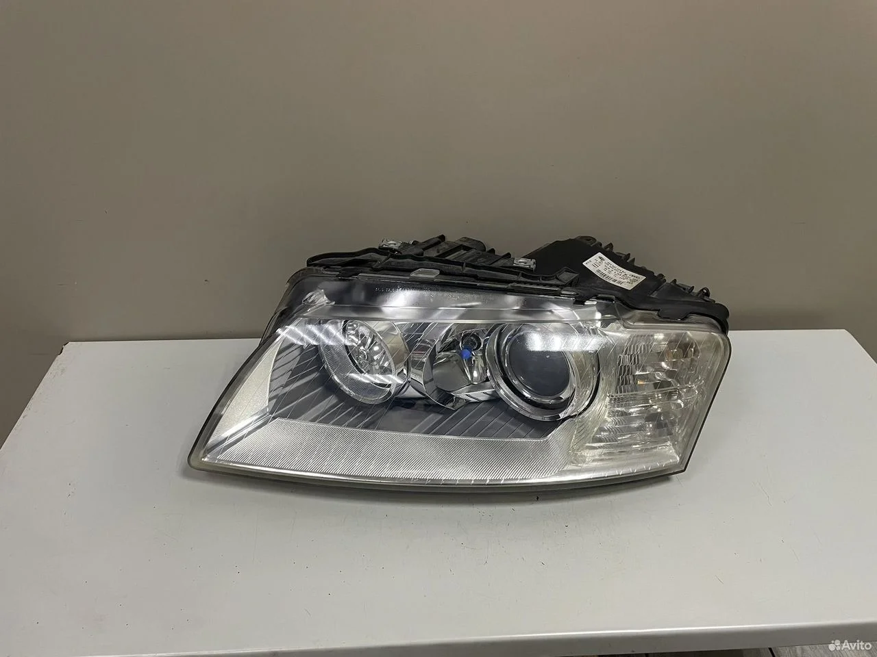 Фара левая адаптивная audi a8 4e d3