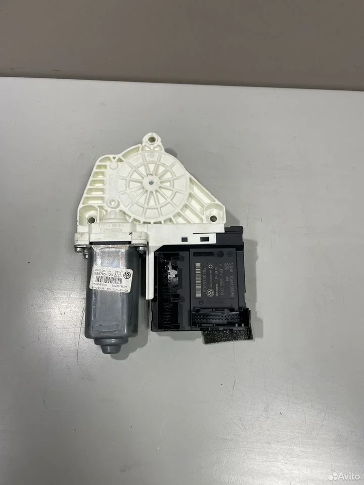 Моторчик стеклоподъемника vw passat b6