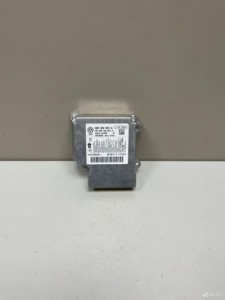 Блок управления airbag audi q5 8r