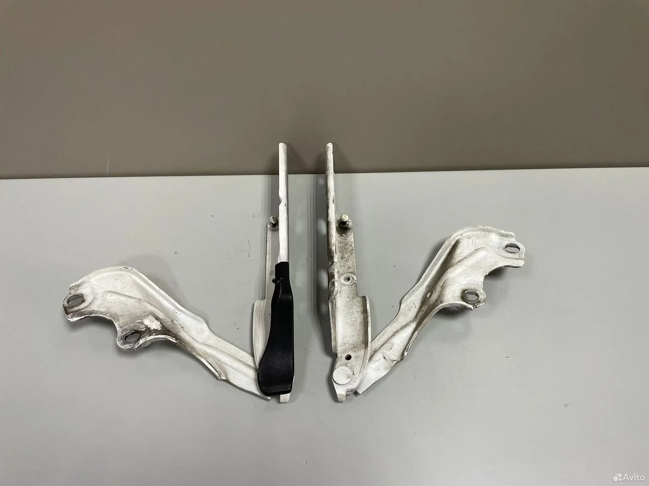 Петля капота комплект audi a6 4g c7 ауди а6 с7 а7