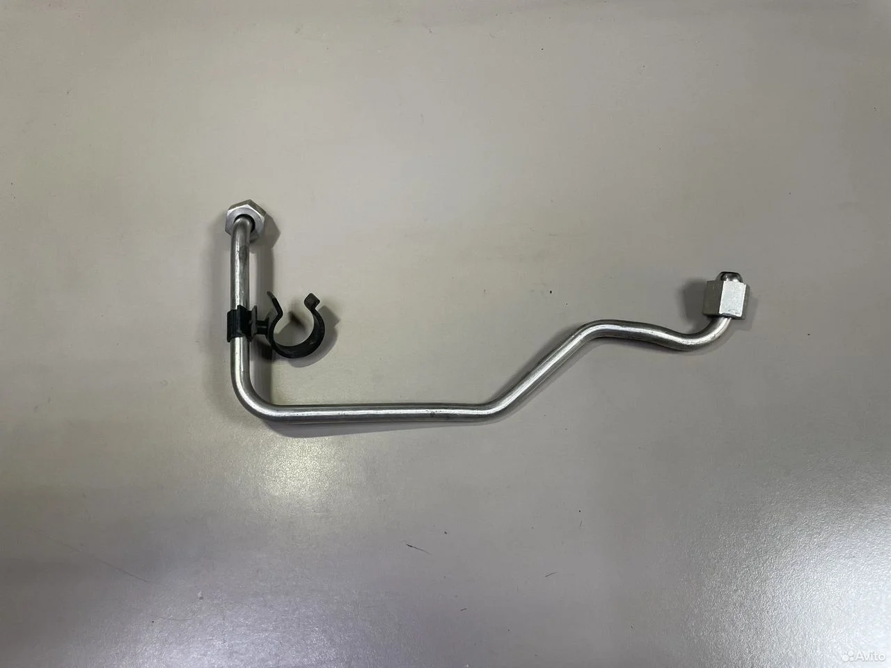 Трубка топливная 06f127501af audi a6 c6 4f