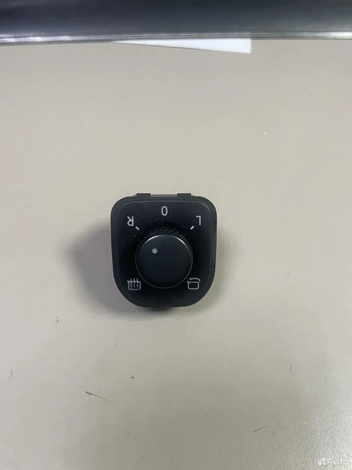 Джойстик регулировки зеркал vw golf 6