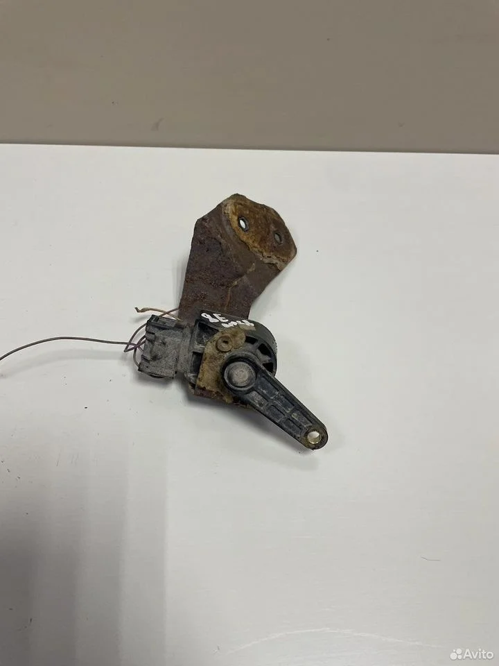 Датчик уровня подвески audi a4 8e b7 8e0907503