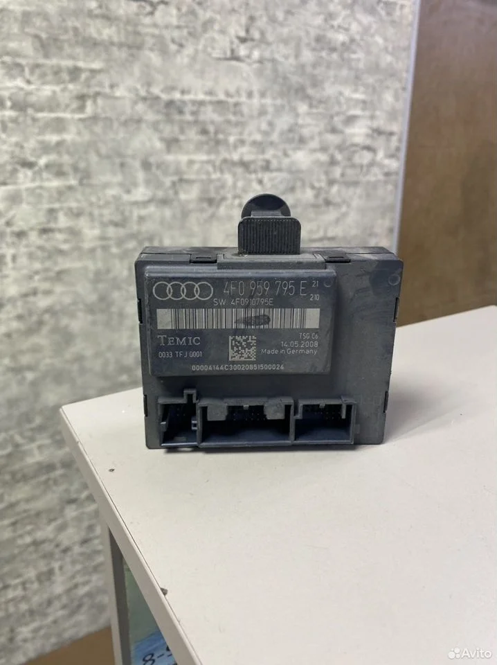 Эбу задней левой двери audi a6 c6 4f