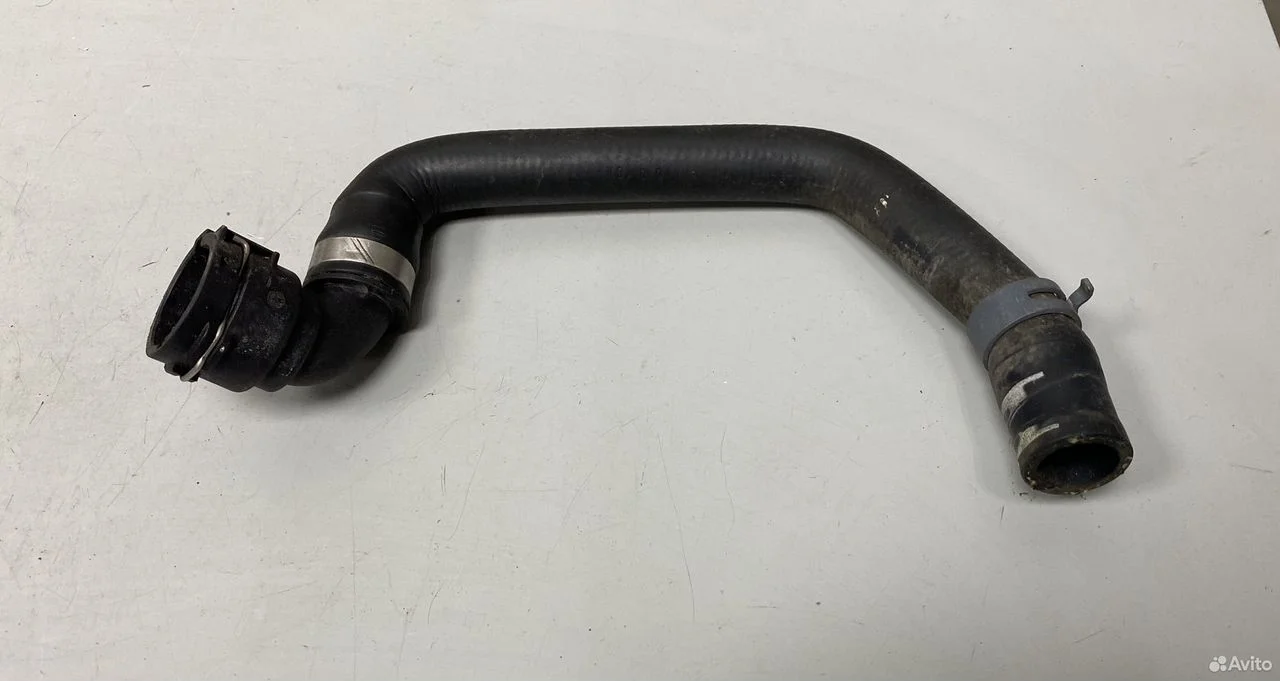 Патрубок системы охлаждения audi q5 8r