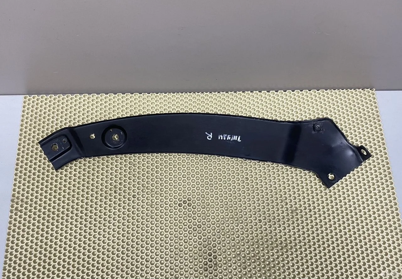 Кронштейн крепления фары правой vw tiguan 5n 1