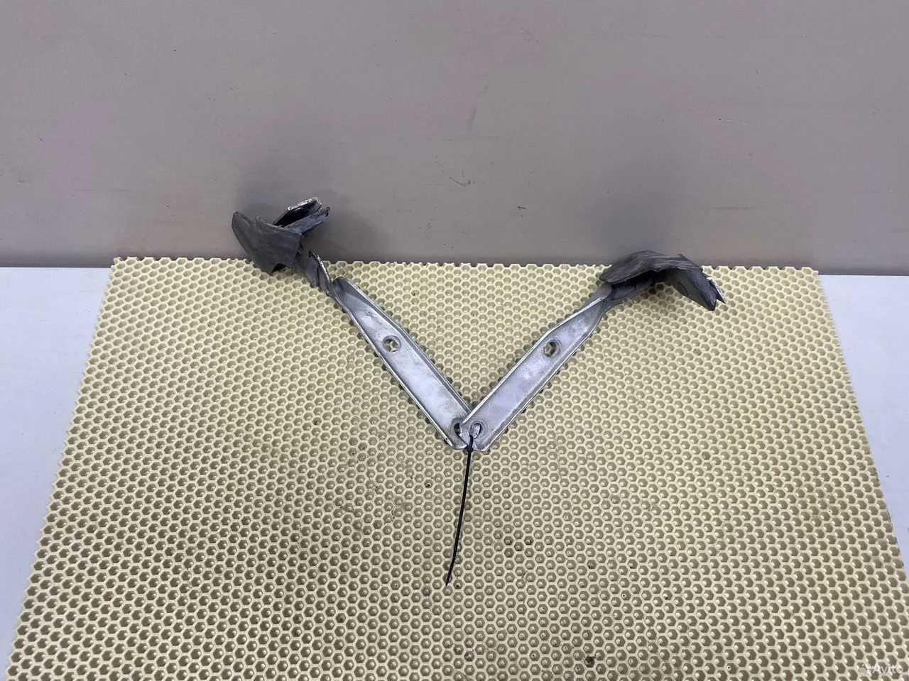 Петли капота комплект vw passat b5