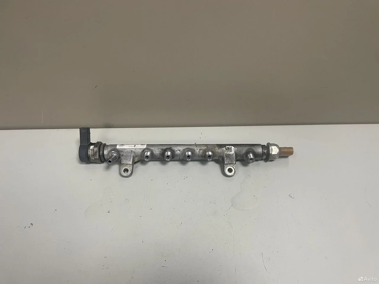 Топливная рампа с датчиками audi a6 4f c6 caha