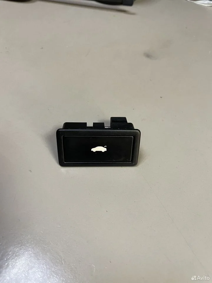 Кнопка закрытия багажника audi a4 b8 a6 c7 q5 8r q