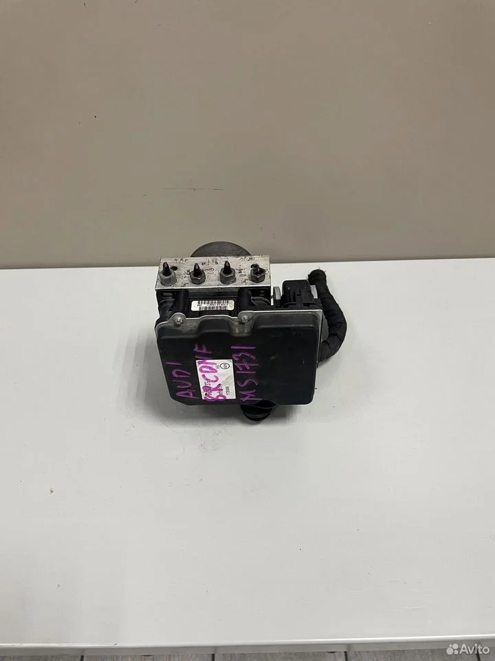 Блок abs 8r0614517r audi q5 8r