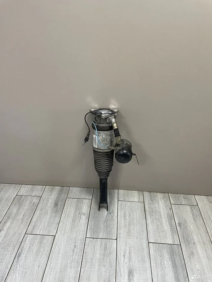 Стойка пневмо задняя правая audi a8 4e d3 4e061600