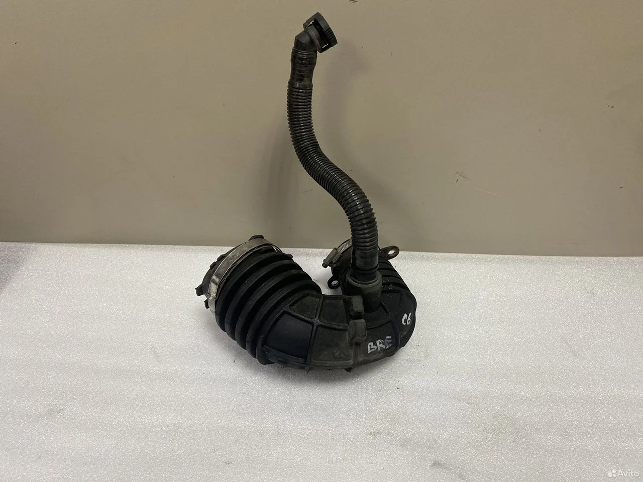 Патрубок воздушного фильтра ауди а6 с6 4f