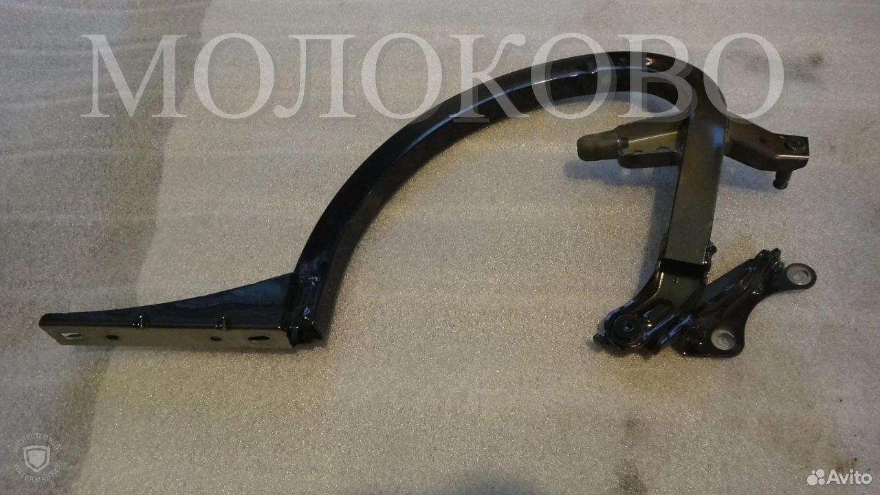 Петля крышки багажника audi a6 c7 4g 4g5827302a