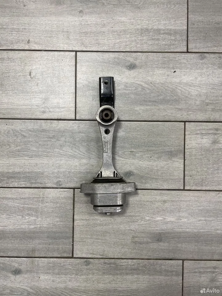 Новая опора акпп volkswagen golf 5