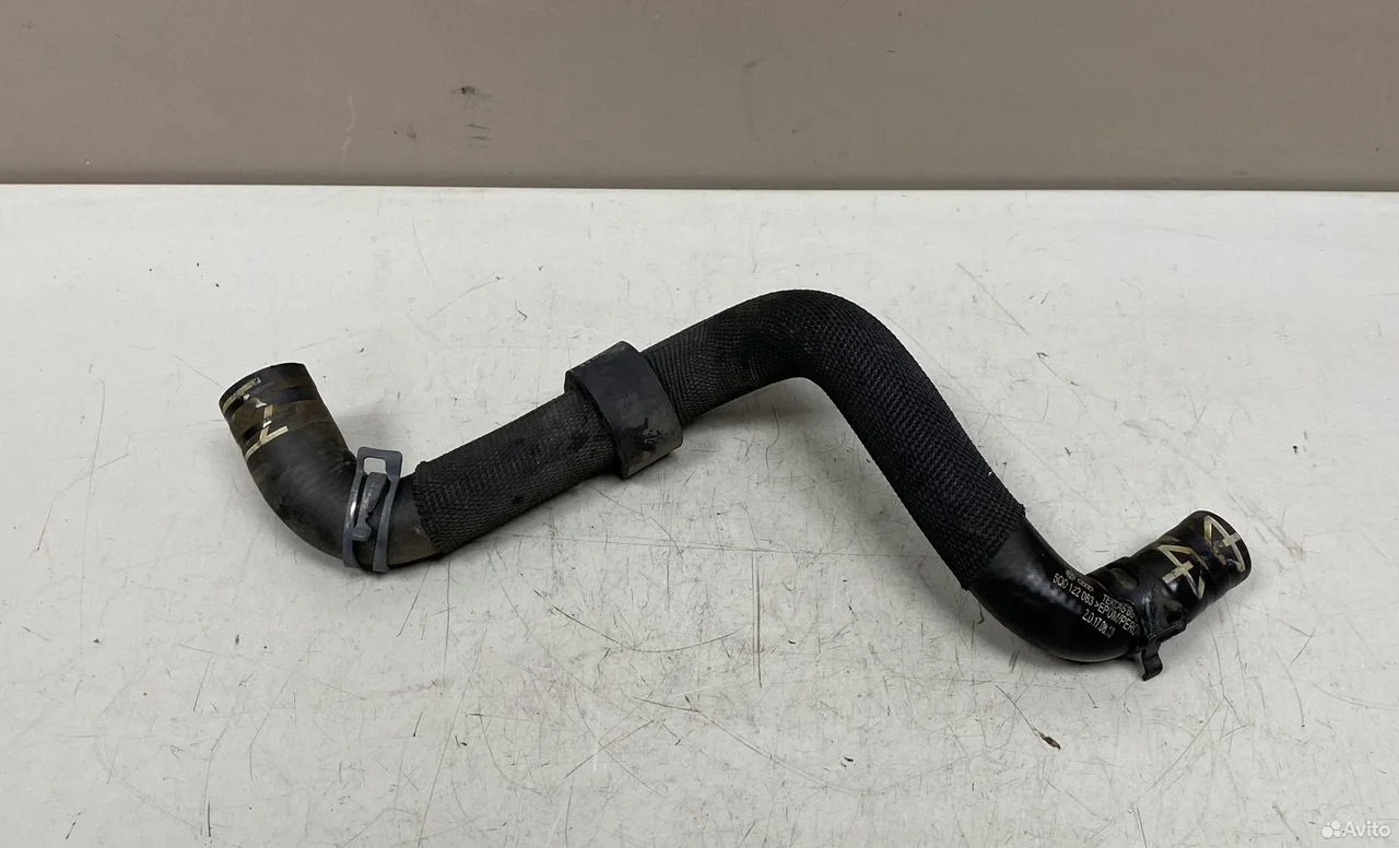 Патрубок системы охлаждения vw golf 7 5g 5q0122063