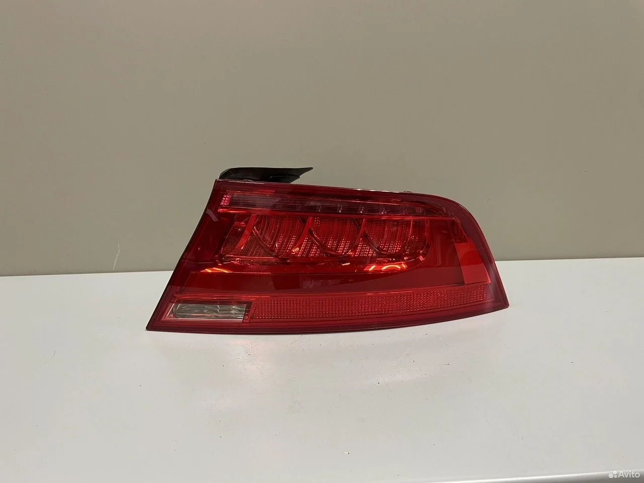 Фонарь правый в крыло audi a7 4g ауди а7