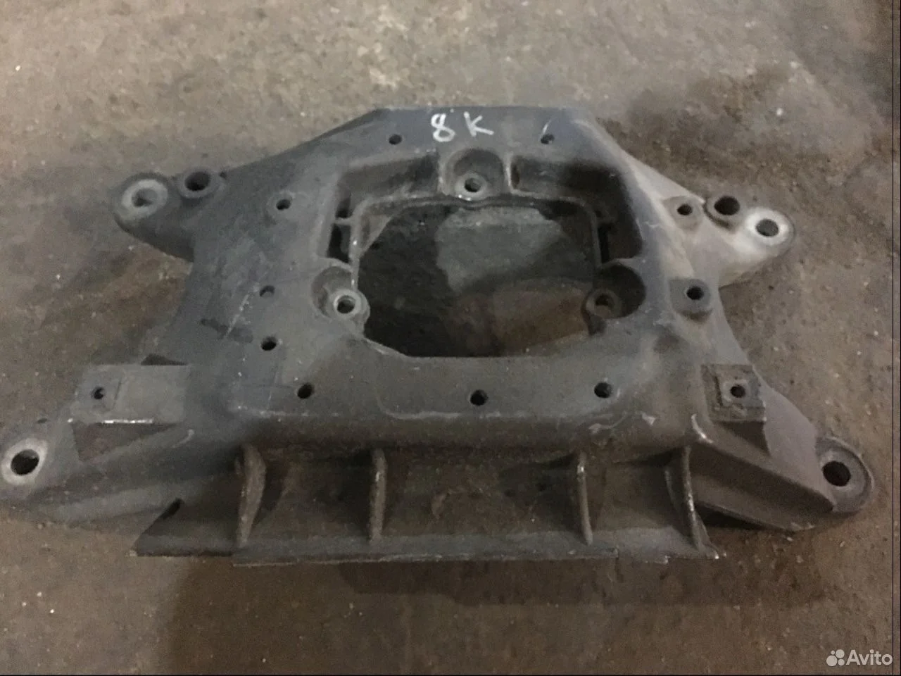 Траверса акпп audi a4 8k b8 a5 8t q5 8r